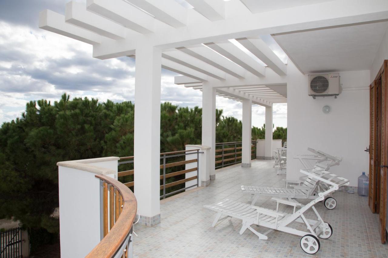 Villa Vega Fontane Bianche Exterior photo